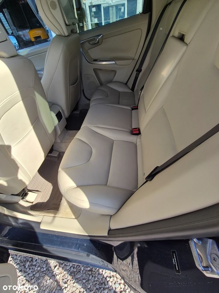 Volvo XC 60 - 20