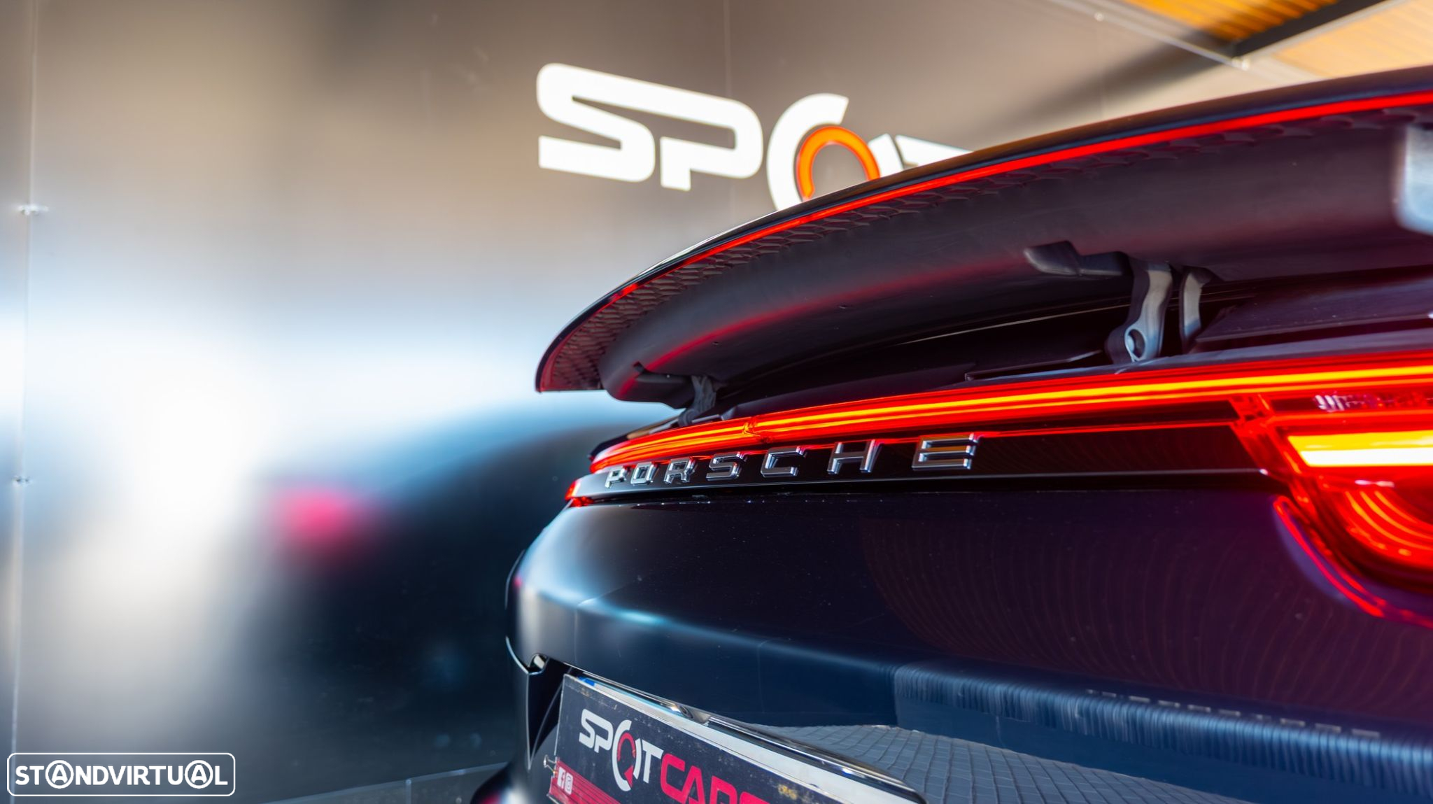 Porsche Panamera 4 Executive - 11