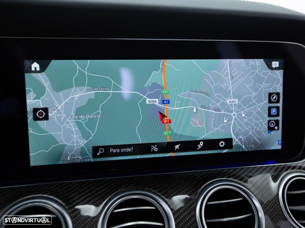 Mercedes-Benz E 300 de 4Matic 9G-TRONIC AMG Line — fotografia 30