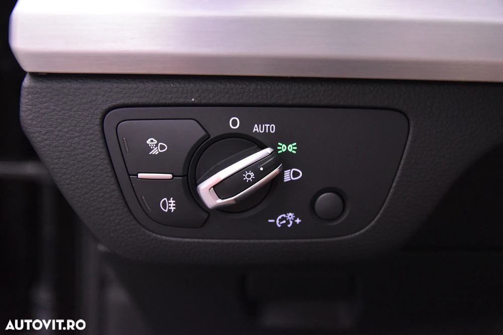Audi Q5 55 TFSI e quattro S tronic - 14