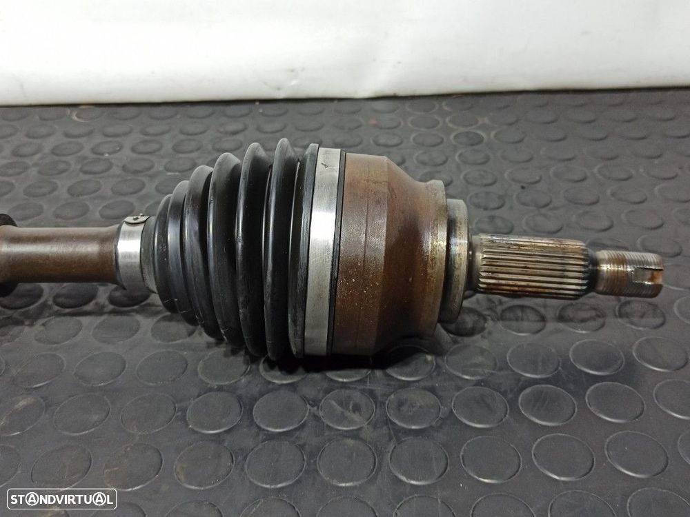 TRANSMISSÃO FRENTE ESQUERDA MITSUBISHI OUTLANDER (GF0) MOTION 2WD - 2