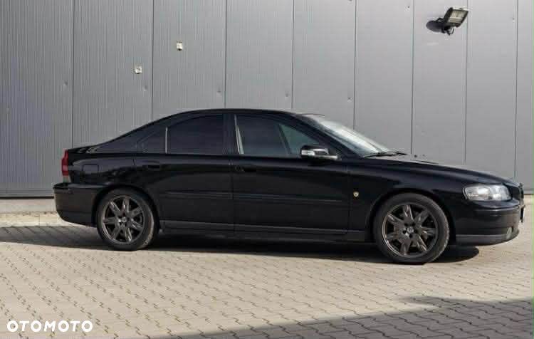 Volvo S60 2.0 T Momentum - 1