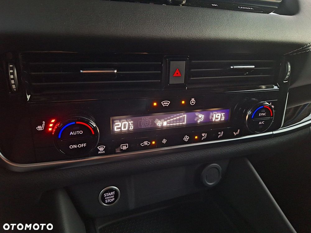 Nissan Qashqai 1.3 DIG-T MHEV N-Connecta Xtronic - 20