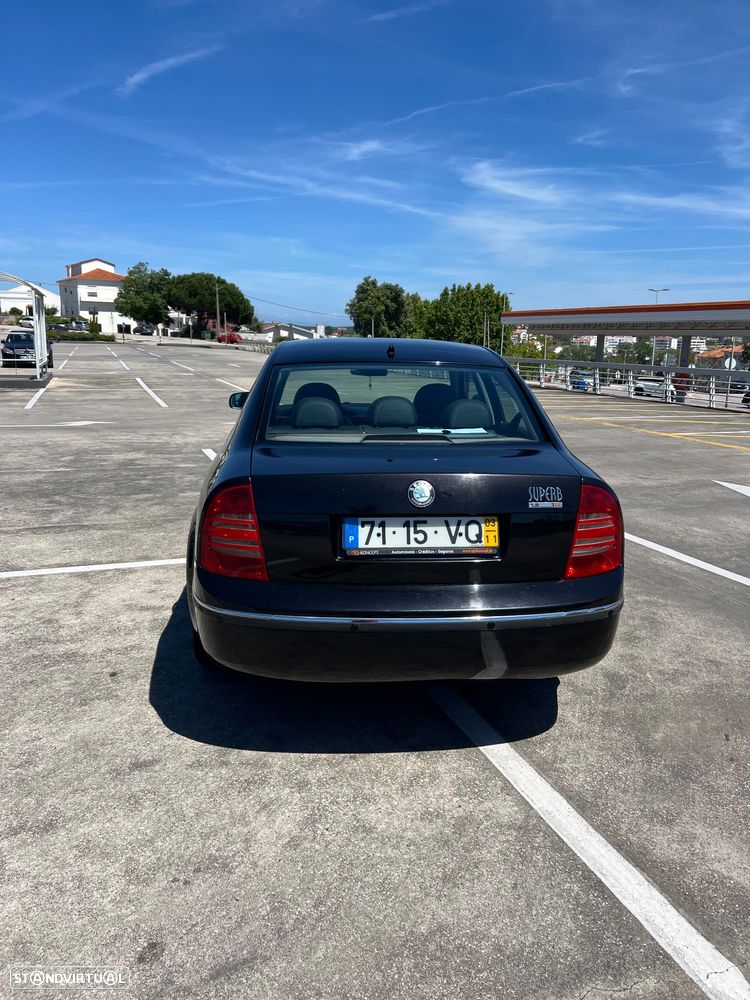 Skoda Superb 1.9 TDI Comfort ESP+APQ - 5