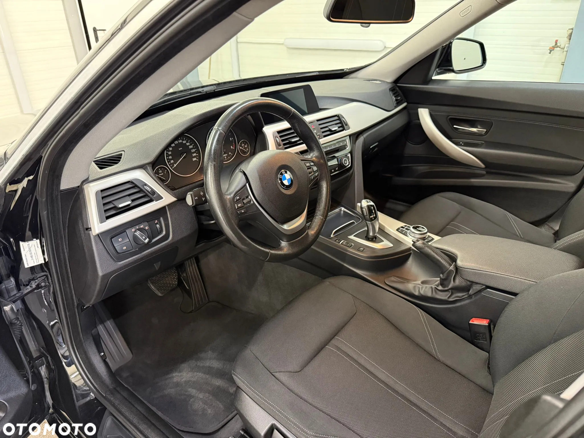BMW 3GT - 14