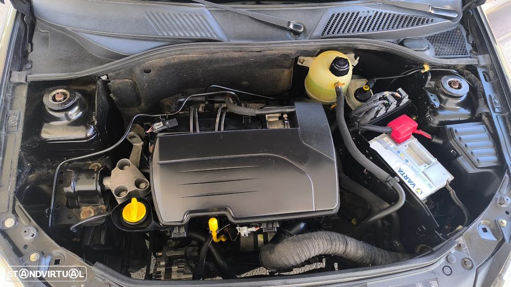Renault Clio 1.2 16V Pack - 46