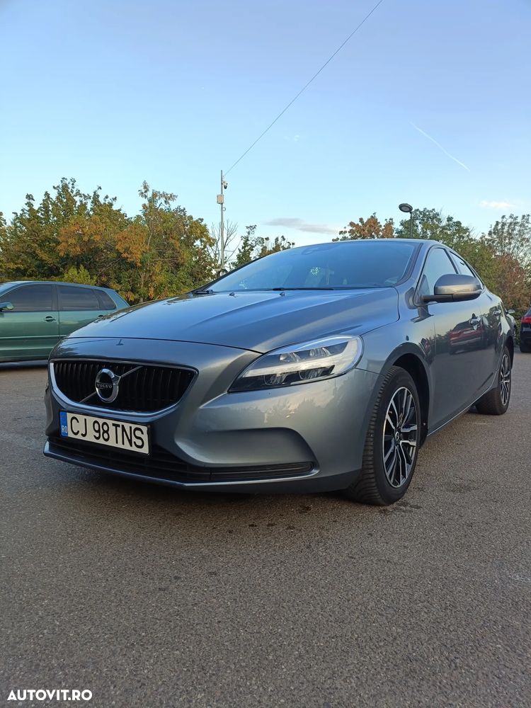 Volvo V40 - 2