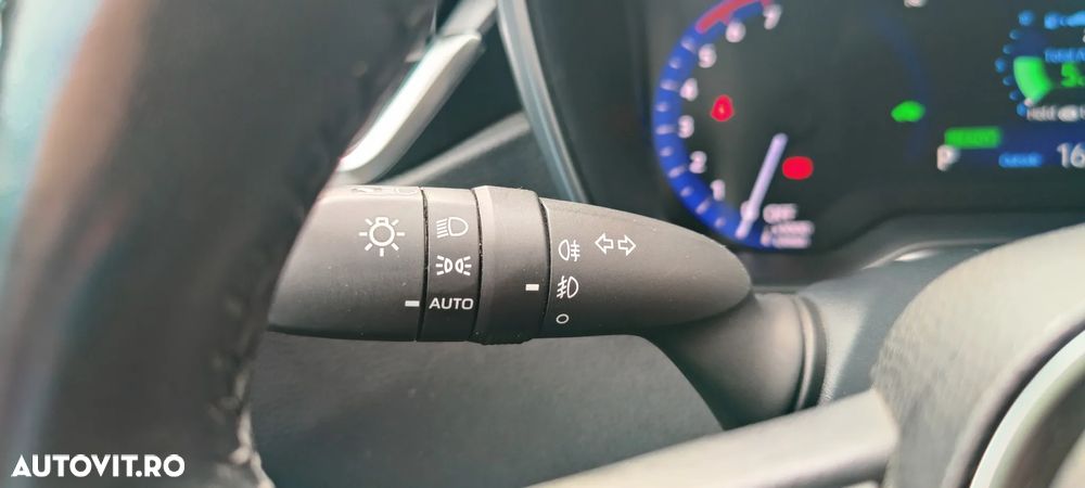 Toyota Corolla 1.8 HSD Dynamic - 7