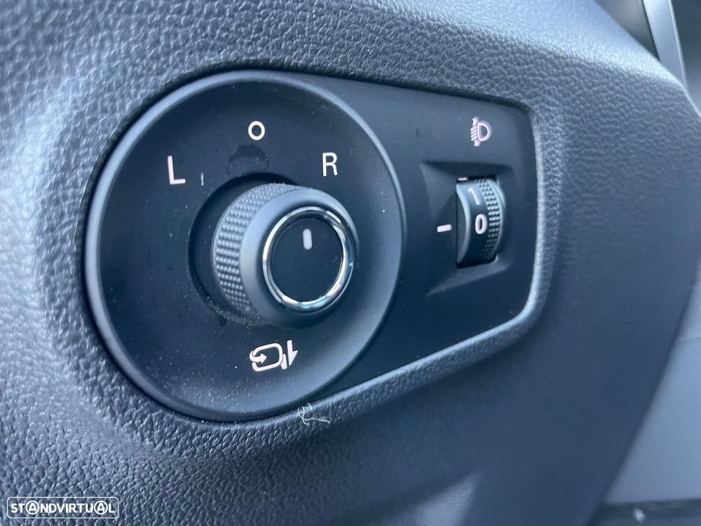 MG ZS EV 44.5 kWh Luxury - 26