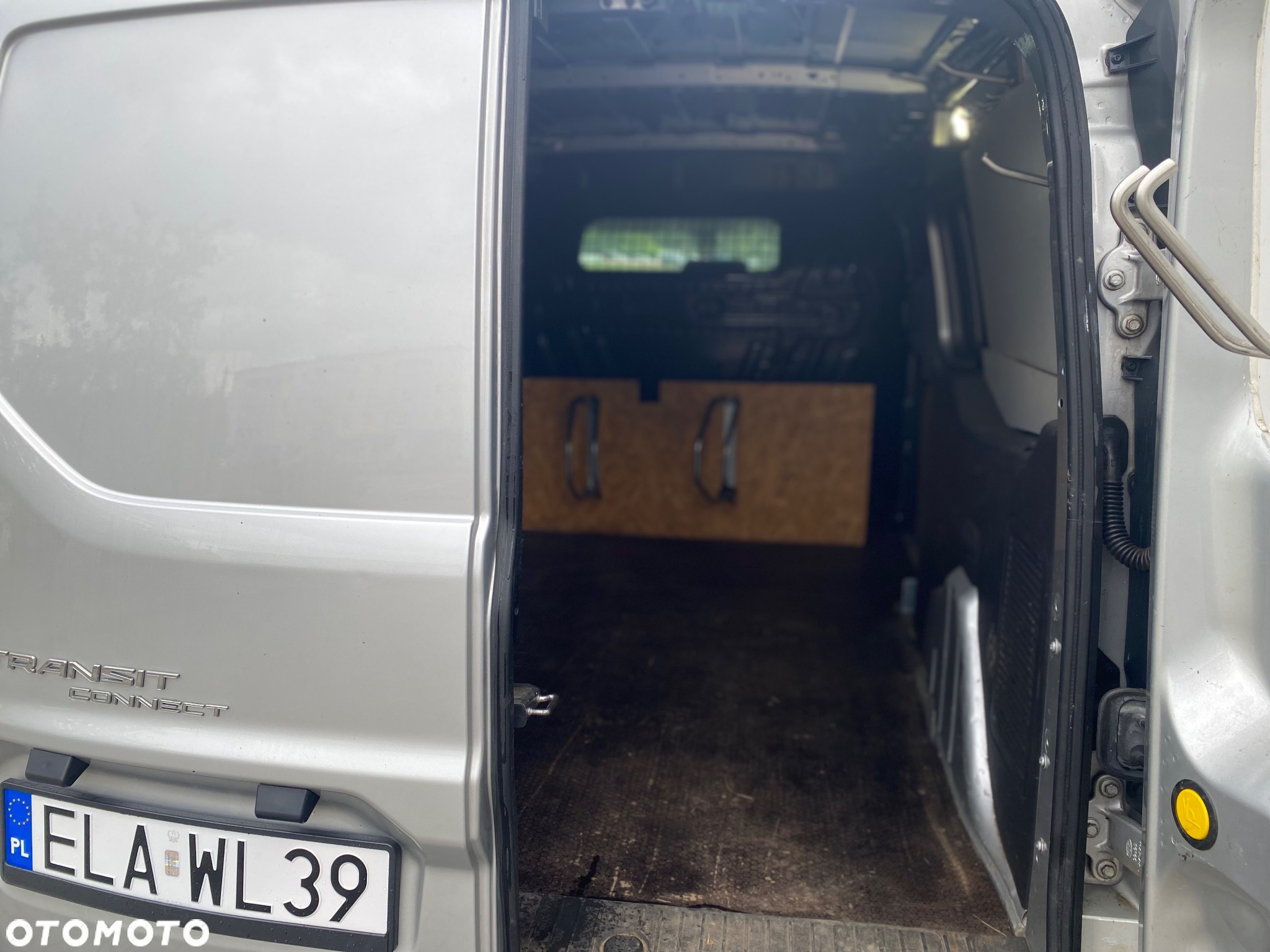 Ford Transit Connect - 9