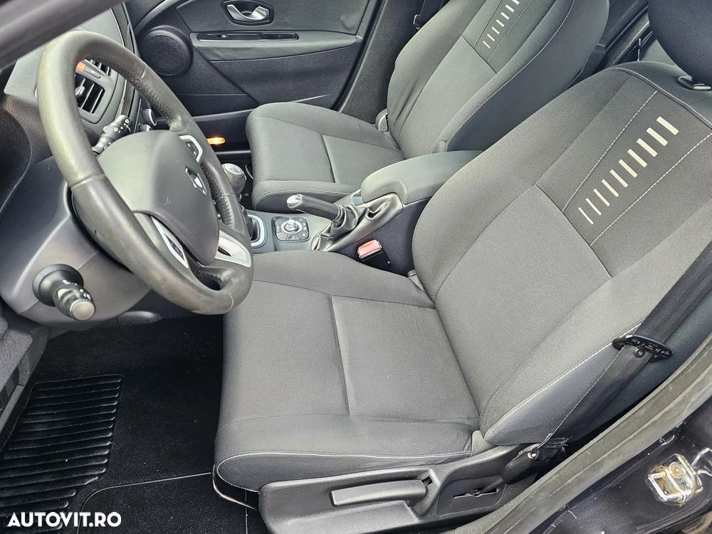 Renault Megane 1.5 dCi Dynamique - 9