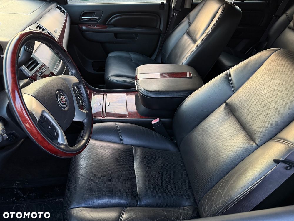 Cadillac Escalade 6.0 V8 Platinum - 18