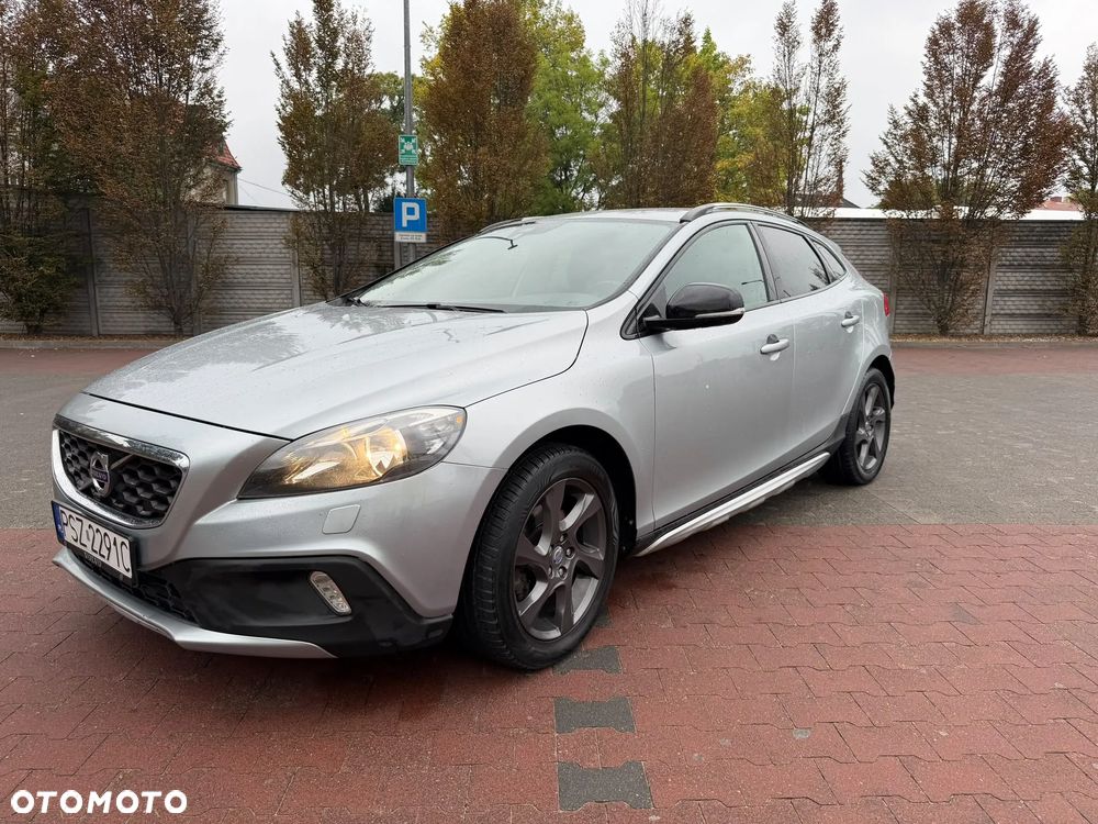 Volvo V40 Cross Country - 37