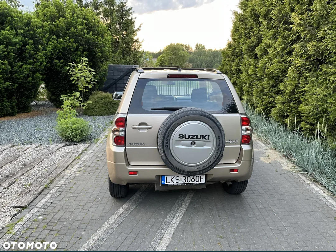 Suzuki Grand Vitara 1.6 - 4