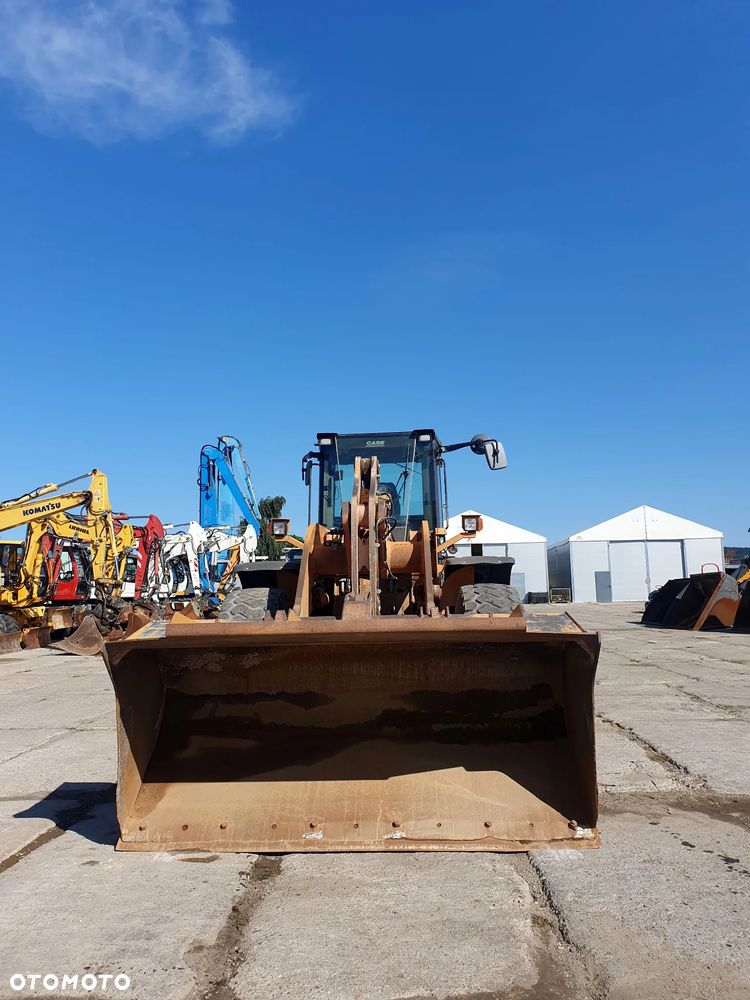 Case 821E - 12