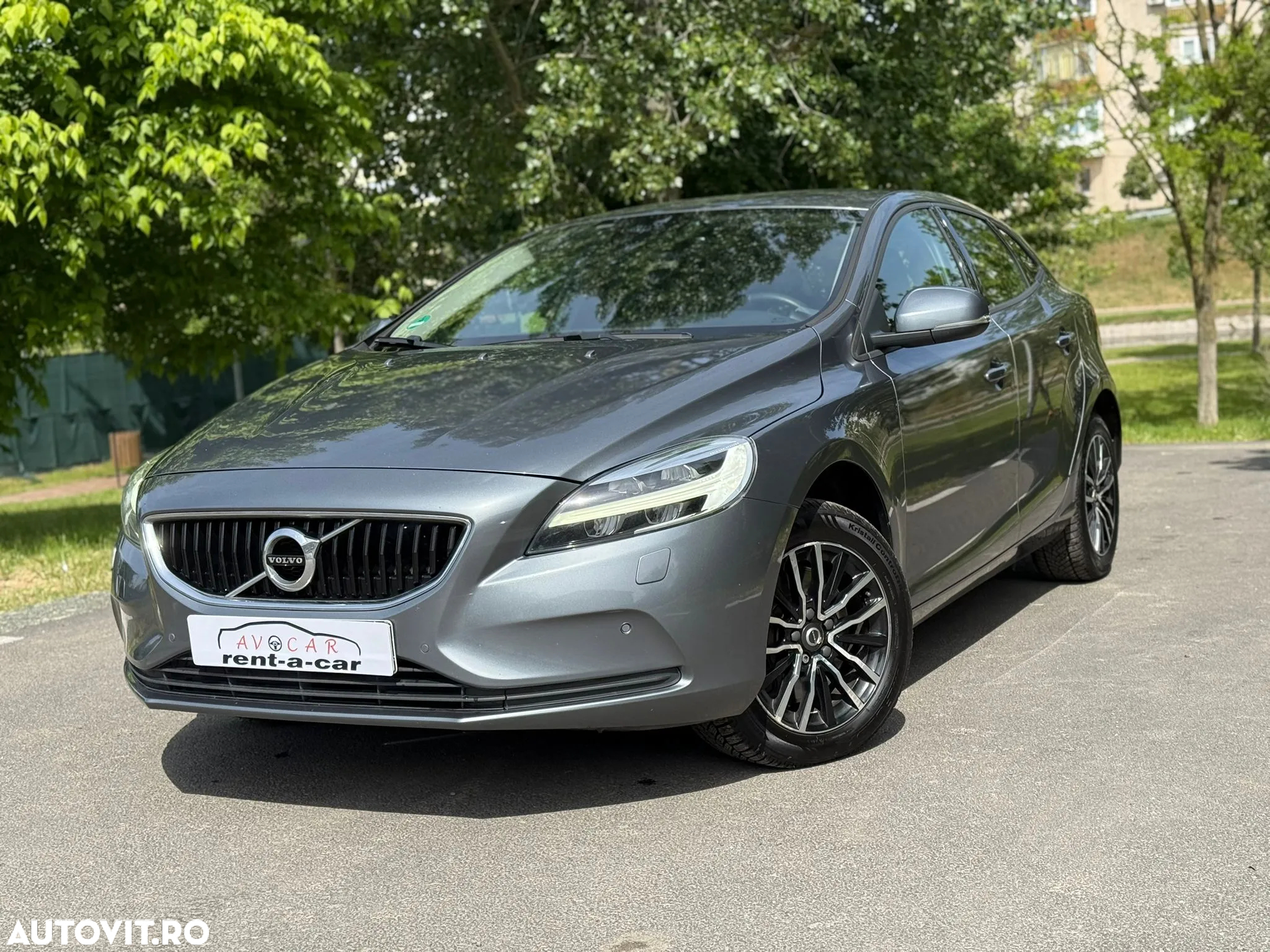 Volvo V40 D3 DRIVe Kinetic - 2
