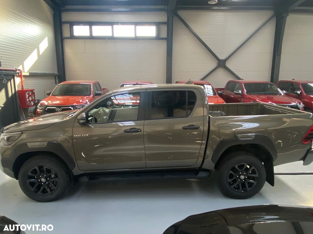 Toyota Hilux 2.8D 204CP 4x4 Double Cab AT MHEV Invincible - 7