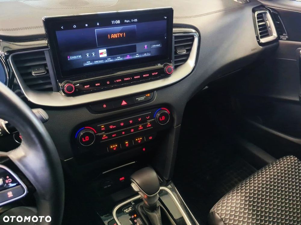 Kia Ceed 1.5 T-GDI MHEV Business Line DCT - 6