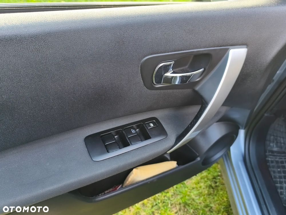 Nissan Qashqai - 16