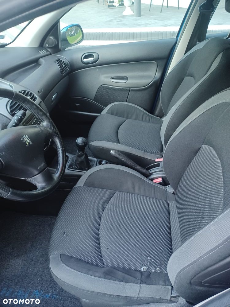 Peugeot 206 2006 photo 4