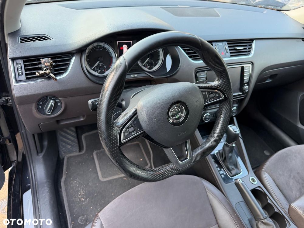 Skoda Octavia 2.0 TDI 4x4 L&K DSG - 7
