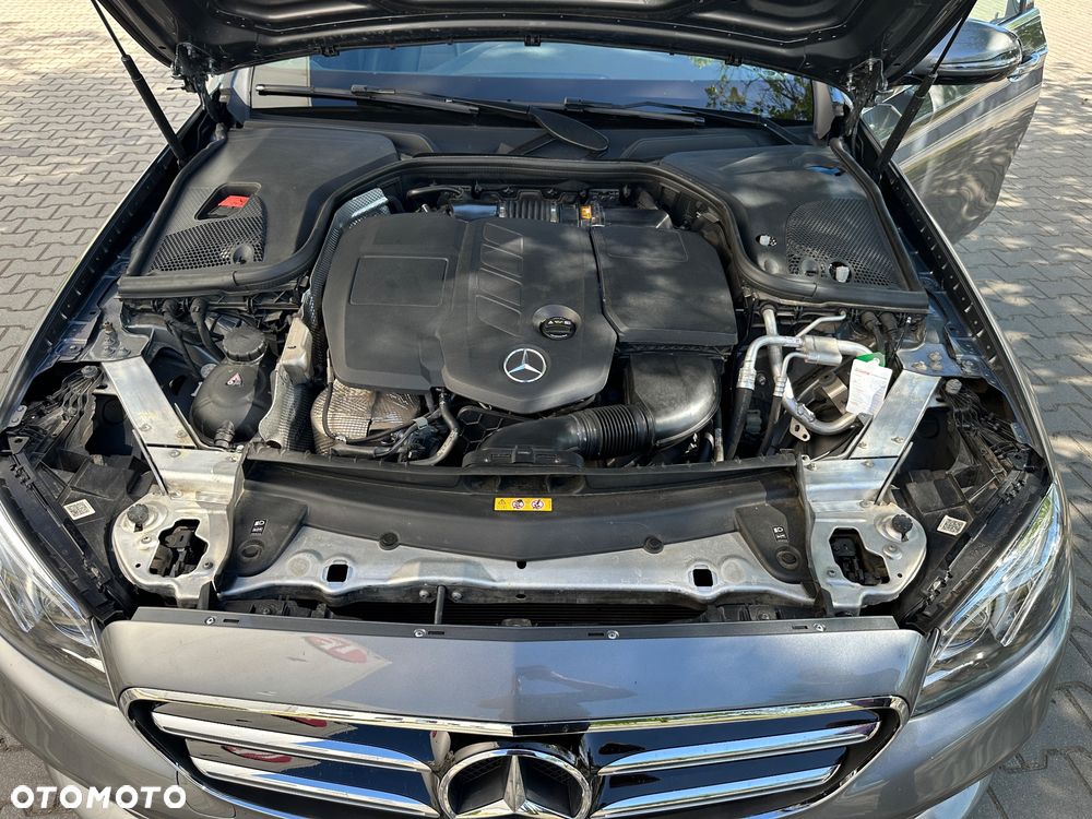 Mercedes-Benz Klasa E 220 d 9G-TRONIC Avantgarde - 11