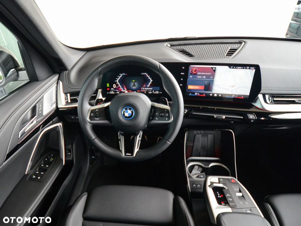 BMW X1 - 32