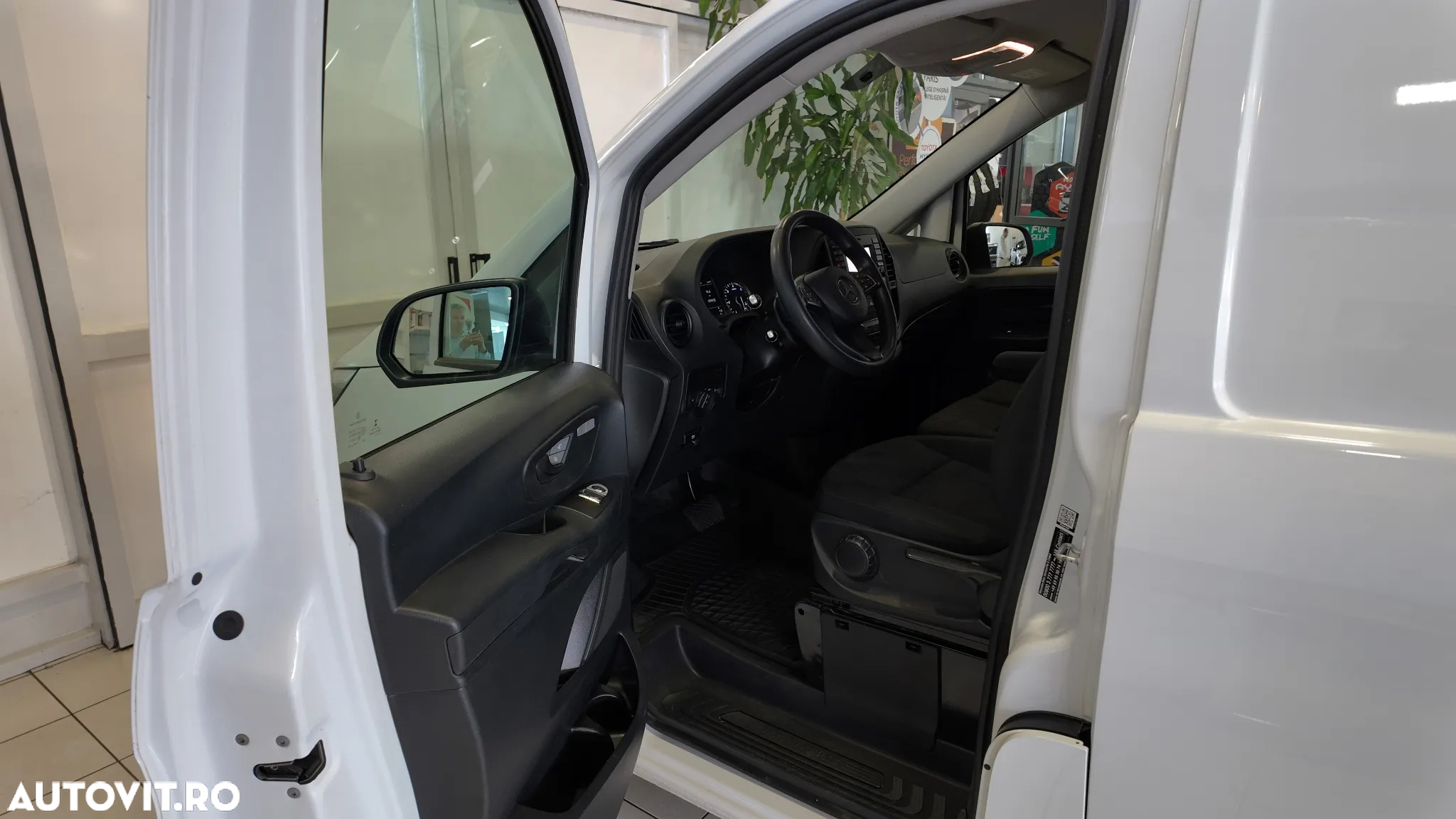 Mercedes-Benz Vito Kasten 116 CDI Lang BlueTEC 7G-TRONIC - 12