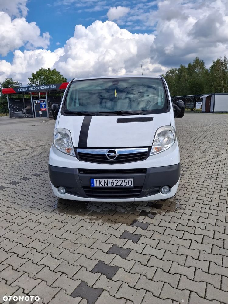 Opel VIARO - 2