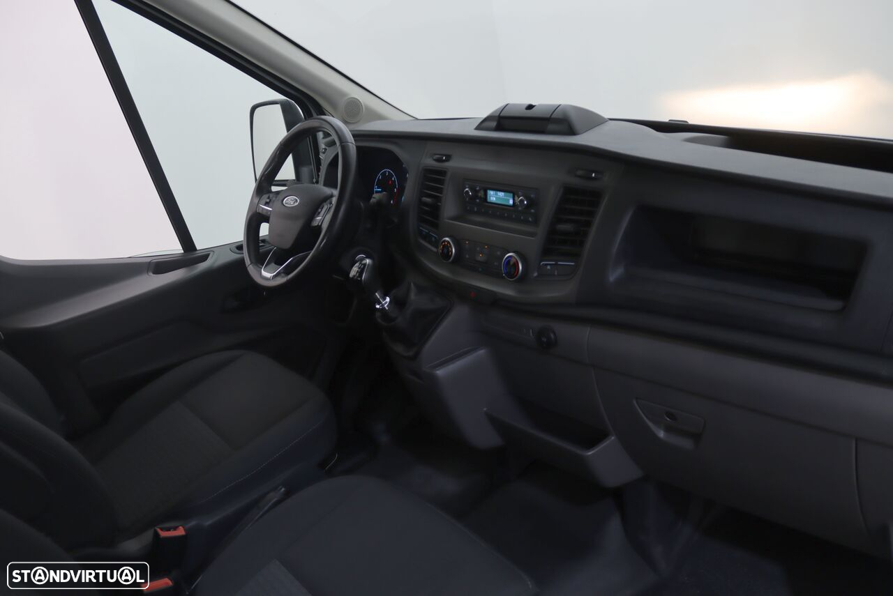 Ford Transit 2.0 EcoBlue RWD Cab. Dupla 7L - 4