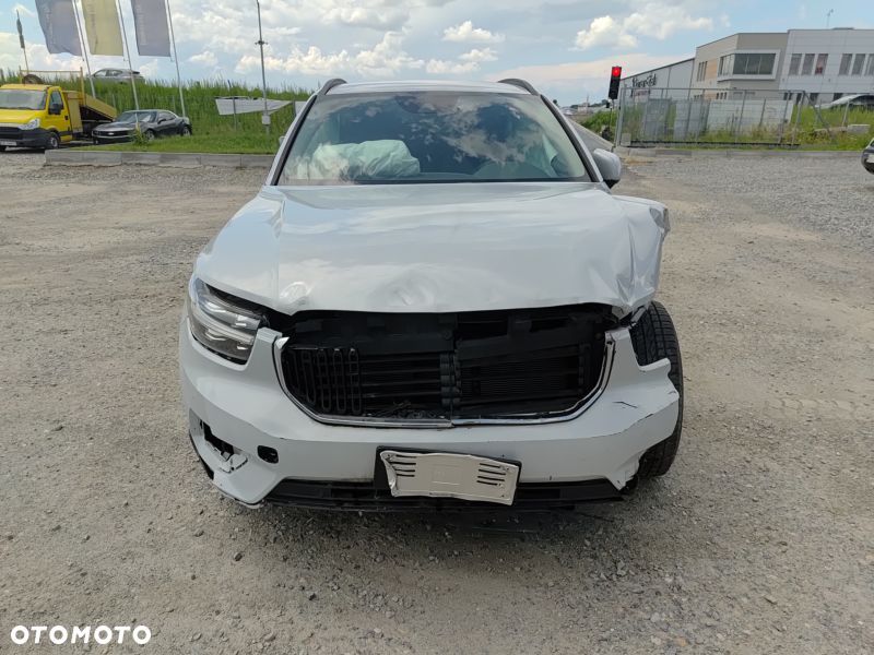 Volvo XC 40 - 20
