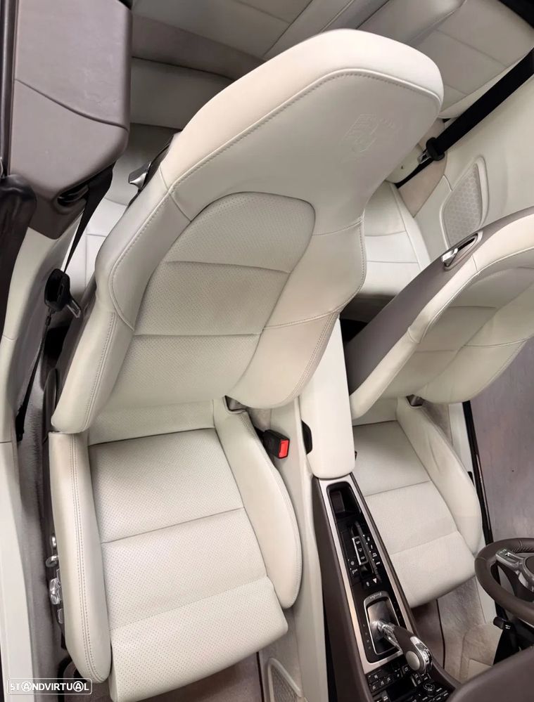 Porsche 911 (991) Turbo PDK - 34