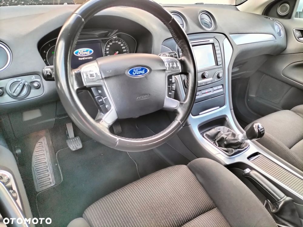 Ford Mondeo 2.0 TDCi Titanium - 11