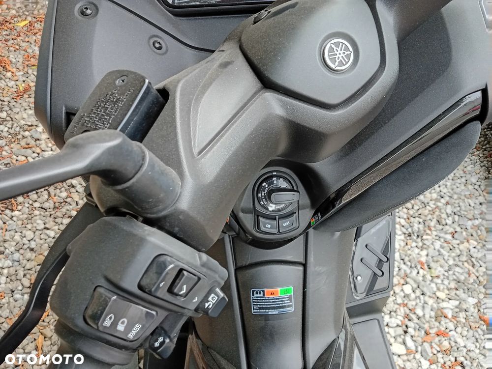 Yamaha X-max - 7