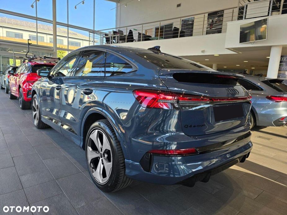 Audi Q4 Sportback e-tron - 5