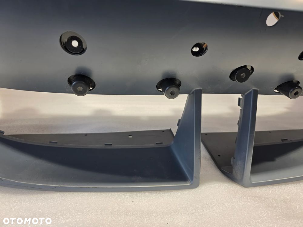 MG CYBERSTER 23- ZDERZAK PRZEDNI PRZÓD NOWY ORYGINALNYN NA 6xPDC + KAMERA , NR P11395179 , NR AUKCJI NZ1837 - 17