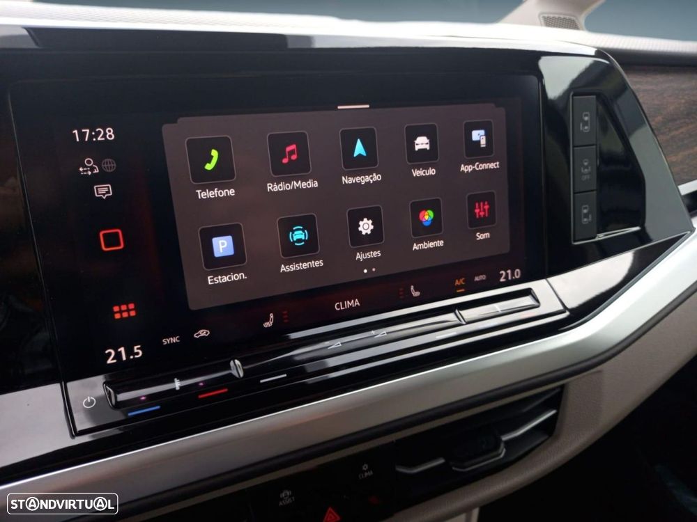 VW Multivan 2.0 TDI Style Longa DSG - 18