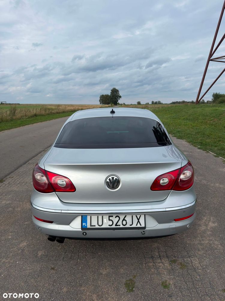 Volkswagen Passat 2.0 TDI Comfortline DSG - 12