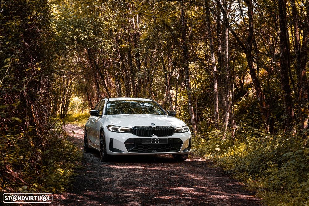 BMW 330 e Pack 50 anos M Auto - 2