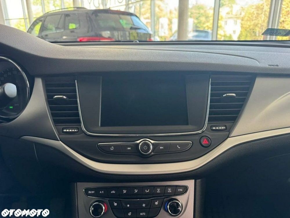 Opel Astra V 1.2 T Elegance S&S - 22