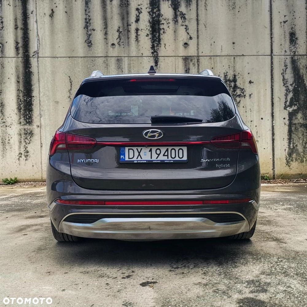 Hyundai Santa Fe 1.6 T-GDI HEV Executive 4WD - 4