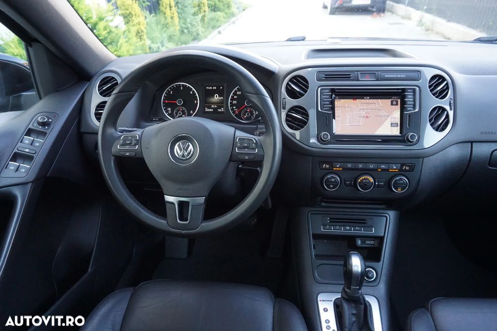 Volkswagen Tiguan 2.0 TDI SCR 4MOTION BlueMotion Technology DSG Lounge Sport & Style - 11