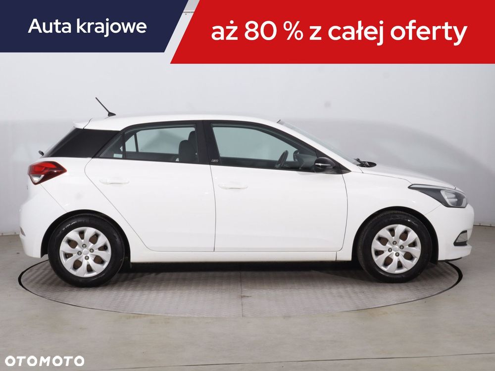 Hyundai i20 - 8
