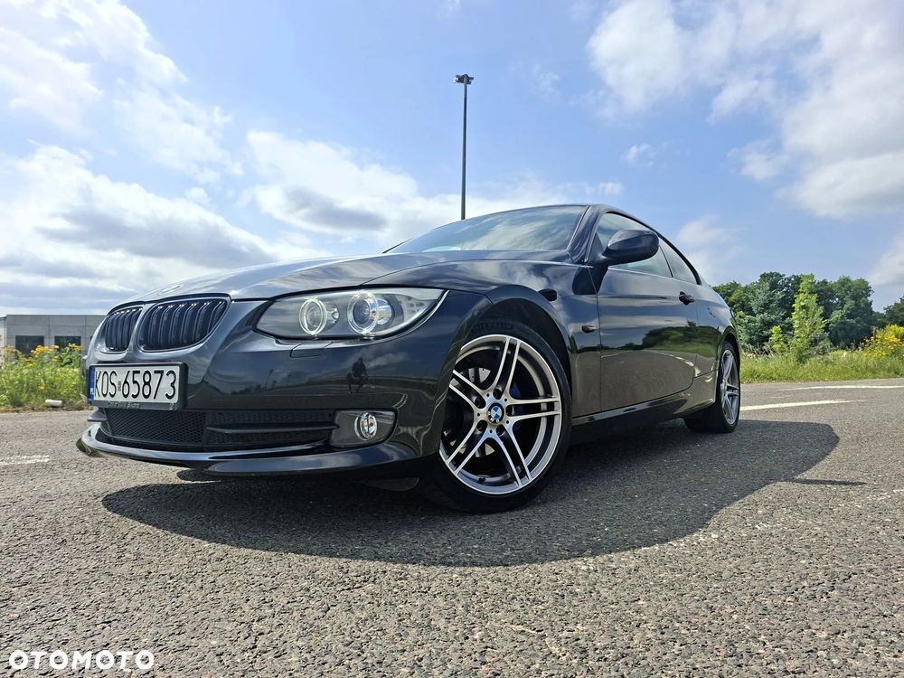 BMW Seria 3 318i M Sport Edition - 1