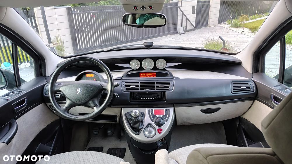 Peugeot 807 2.0 HDi Premium - 6