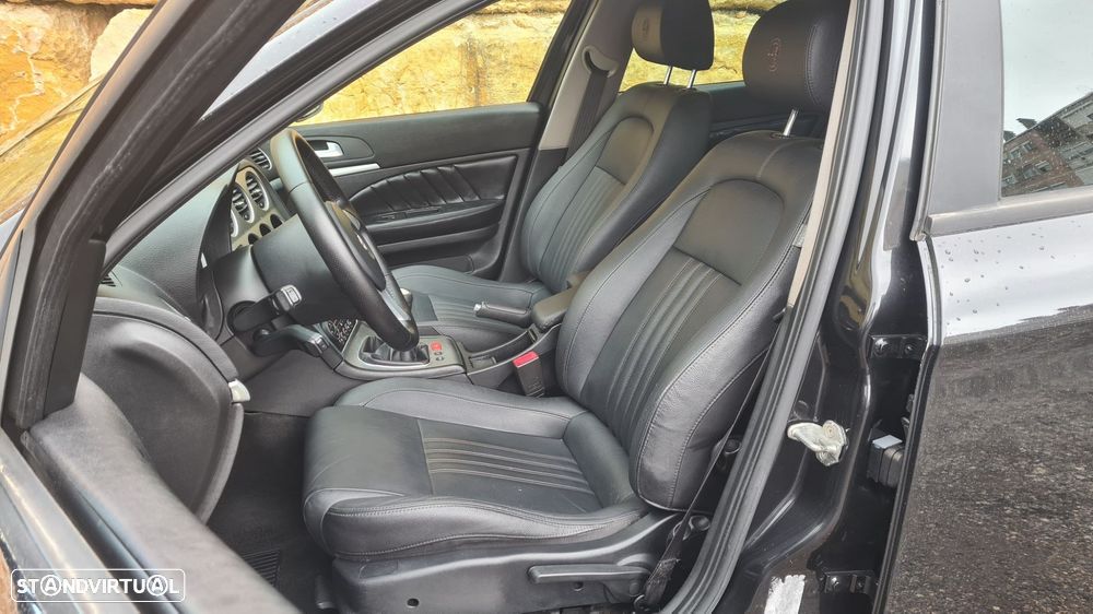 Alfa Romeo 159 Sportwagon 2.0 JTDm Distinctive P.Sport+ - 23
