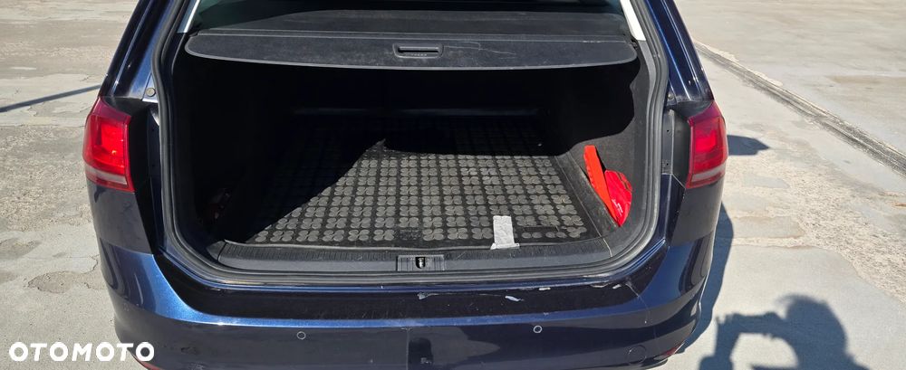 Volkswagen Golf 1.6 TDI BlueMotion Trendline - 8