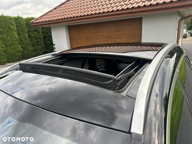 Mercedes-Benz GLC - 27