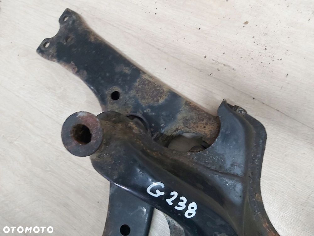 Toyota Corolla Verso II 04-08r sanki zawieszenia przód kołyska 1,6 1,8 2,0 - 7