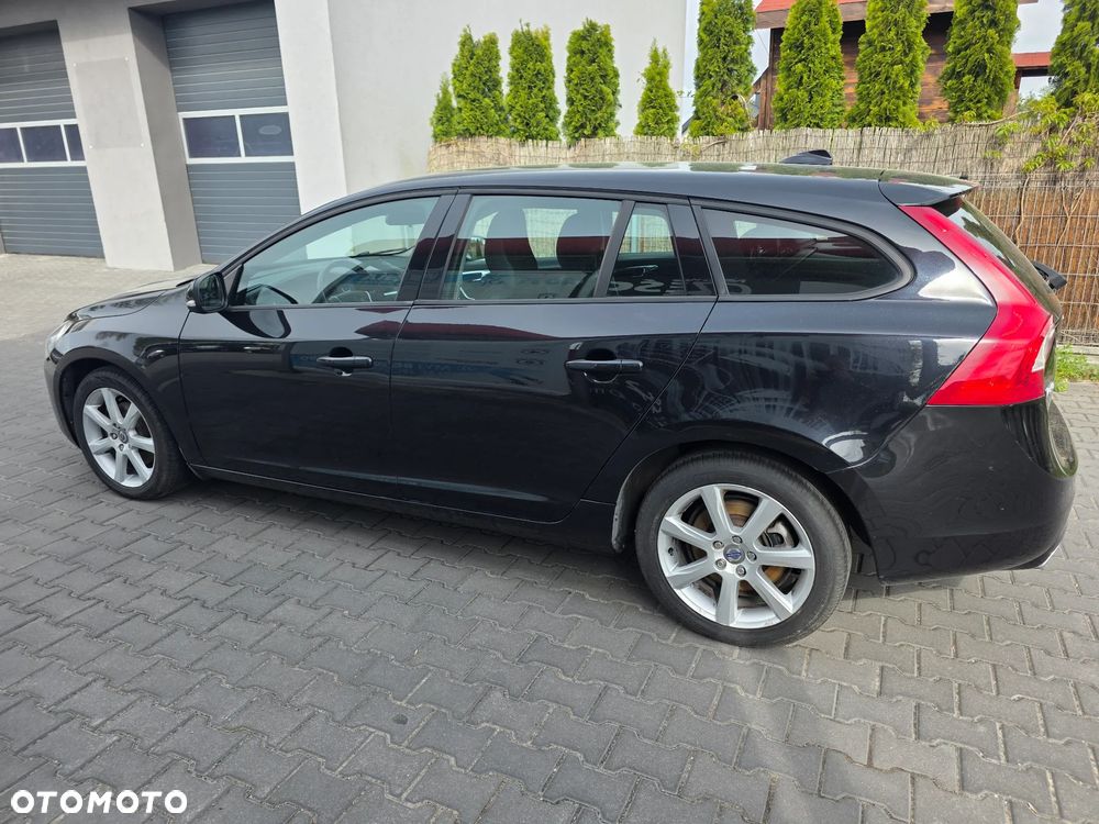Volvo V60 D3 Momentum - 7